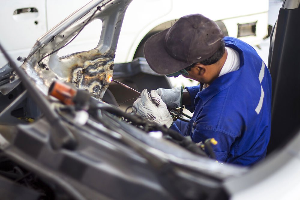 Why Choose an I-CAR Certified Auto Body Shop in Westchester for Collision Repairs